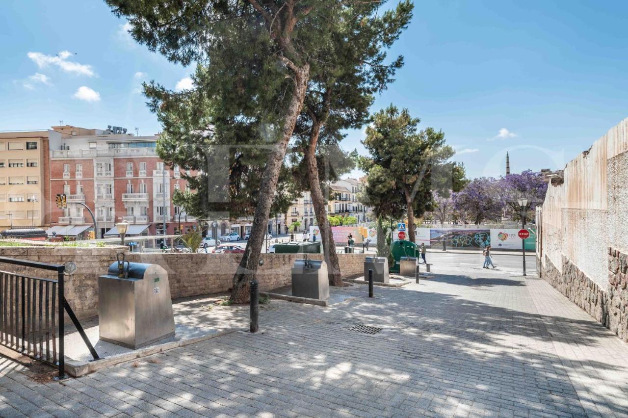 Spacious Apartment Next To Plaza De La Merced By Rems Malaga Zewnętrze zdjęcie