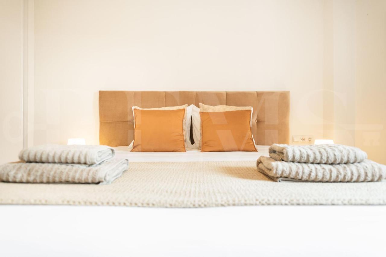 Spacious Apartment Next To Plaza De La Merced By Rems Malaga Zewnętrze zdjęcie